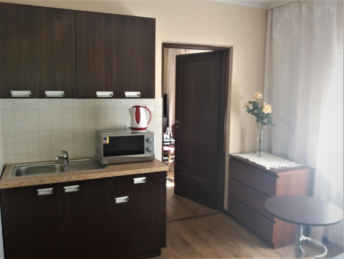 Hotel Skarpa Сейни Екстериор снимка