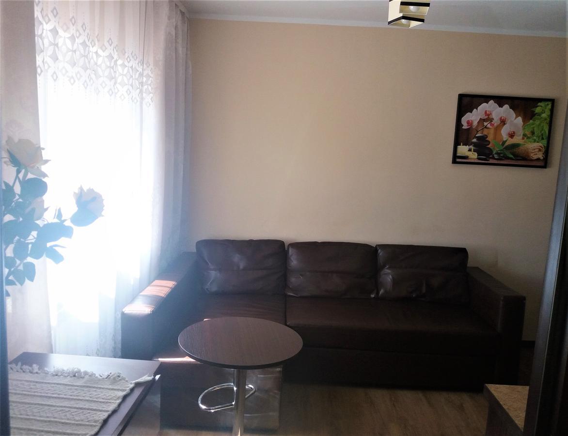 Hotel Skarpa Сейни Екстериор снимка